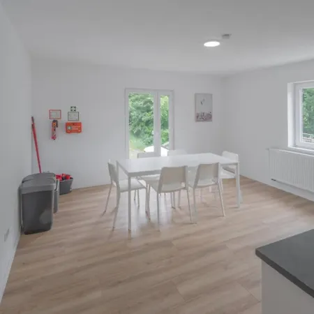 Monteur- & Gaestewohnung In Mit Kueche, Wlan & Parkplatz In - Sch01 * Schramberg