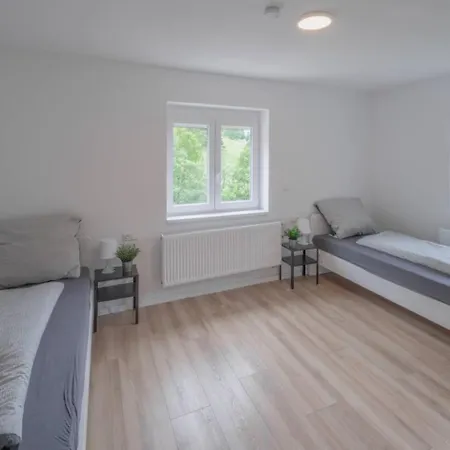 Monteur- & Gaestewohnung In Mit Kueche, Wlan & Parkplatz In - Sch01 * Schramberg