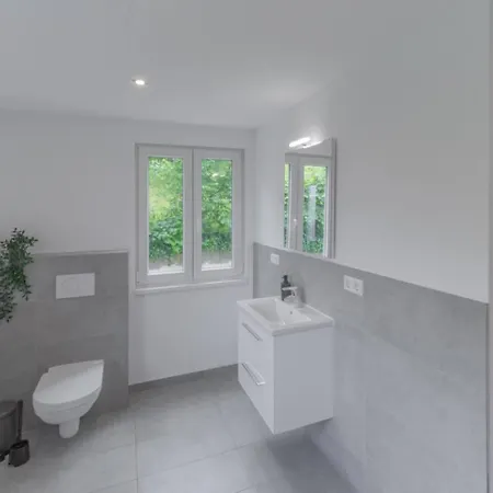 Monteur- & Gaestewohnung In Mit Kueche, Wlan & Parkplatz In - Sch01 Schramberg