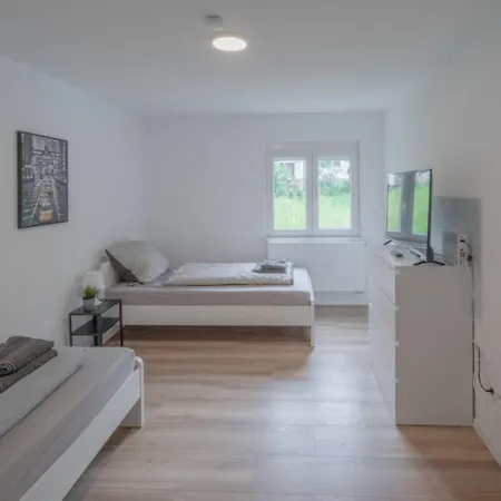 Apartman Monteur- & Gaestewohnung In Mit Kueche, Wlan & Parkplatz In - Sch01 Schramberg